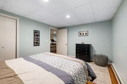 Bedroom - 15 Carleton Dr, Mashpee, MA 02649 photo 6 of 6