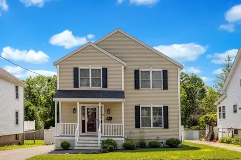 9 Laurel St, Danvers, MA 01923