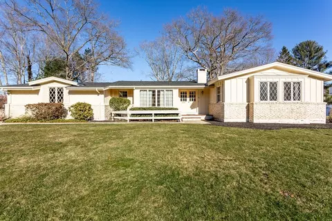 50 Country Club Ln, Brockton, MA 02301