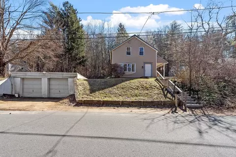 457 Washington St, Warren, MA 01083