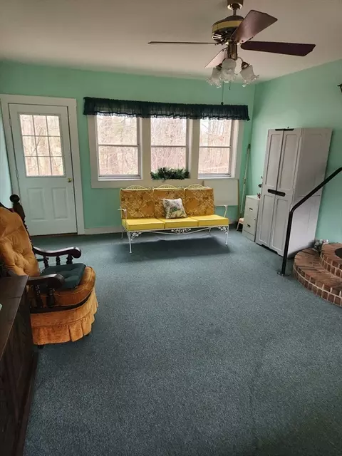 2 Froman St, Athol, MA 01331