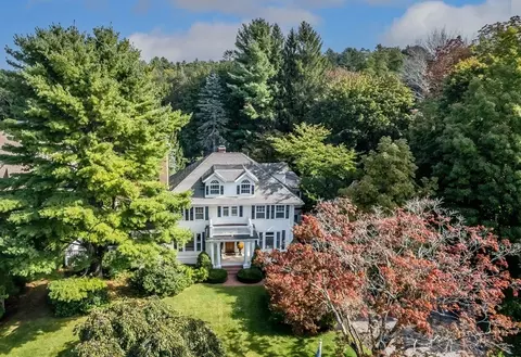 64 Salem St, Andover, MA 01810