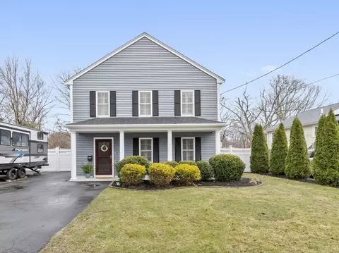 121 Hancock St, Whitman, MA 02382