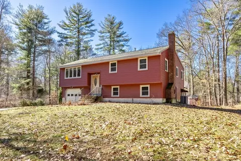38 Islington St, Billerica, MA 01821