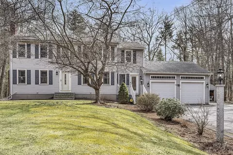 21 Dolores Ave, Derry, NH 03038