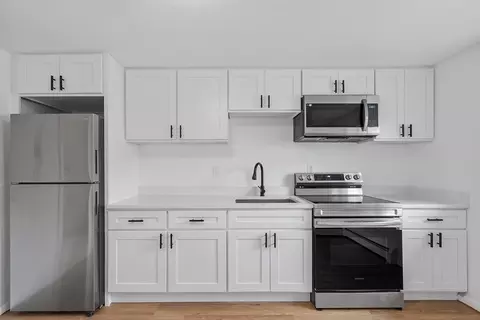26 Bryon #3, Chestnut Hill, MA 02467