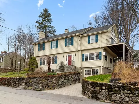 33 Brunswick Rd, Arlington, MA 02476