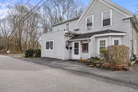 28 Crapo St, Bridgewater, MA 02324