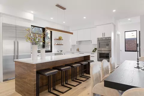 41 University Rd #2, Brookline, MA 02445