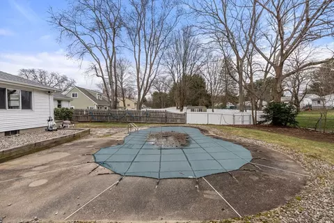 Exterior - 80 Davidson Rd, Framingham, MA 01701 photo 7 of 7