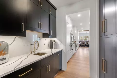 91 Centre St, Dover, MA 02030 photo 6