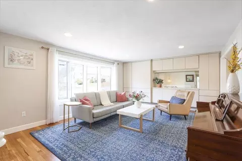 Living - 95 Pine St, Natick, MA 01760 photo 2 of 7