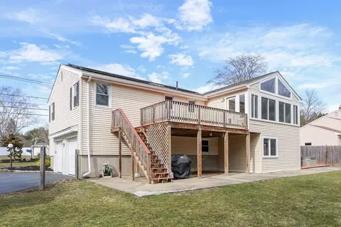 Exterior - 95 Pine St, Natick, MA 01760 photo 2 of 13