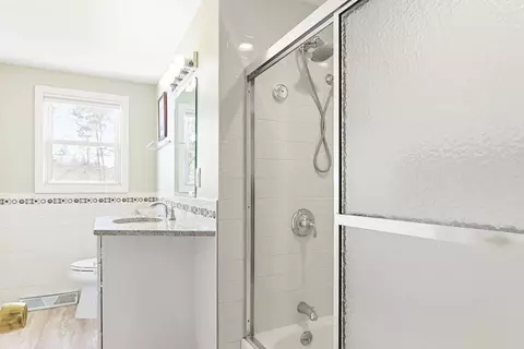 Bath - 95 Pine St, Natick, MA 01760 photo 2 of 4