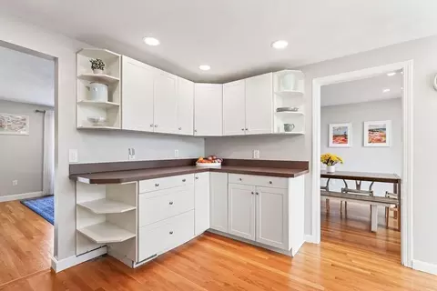 Kitchen - 95 Pine St, Natick, MA 01760 photo 5 of 5