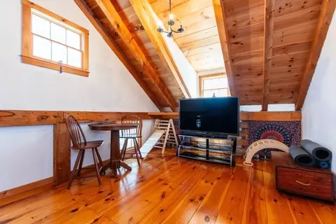 Living - 107 Harvard Rd, Stow, MA 01775 photo 4 of 5