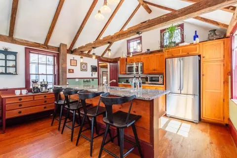 Kitchen - 107 Harvard Rd, Stow, MA 01775 photo 2 of 3