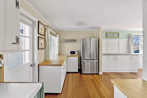 2 Bay Dr, Bourne, MA 02532 photo 9