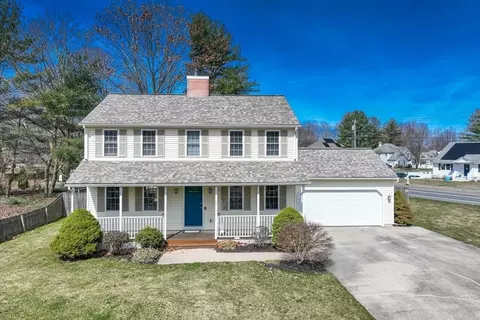 6 Maple Meadows Ln, Agawam, MA 01001