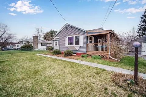 Exterior - 84 Clydesdale Ln, Springfield, MA 01129 photo 5 of 13