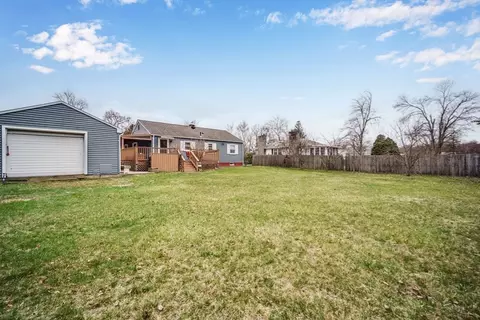 Exterior - 84 Clydesdale Ln, Springfield, MA 01129 photo 12 of 13