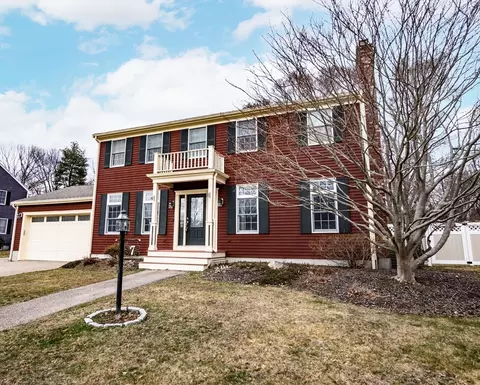 7 Leblanc Dr, Peabody, MA 01960
