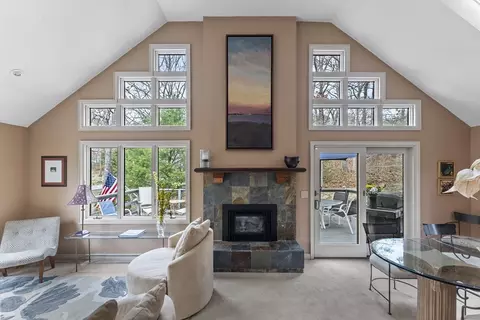 23 Vesper Dr, Bourne, MA 02559