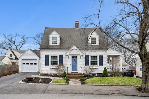 57 Worcester Ave, Swampscott, MA 01907