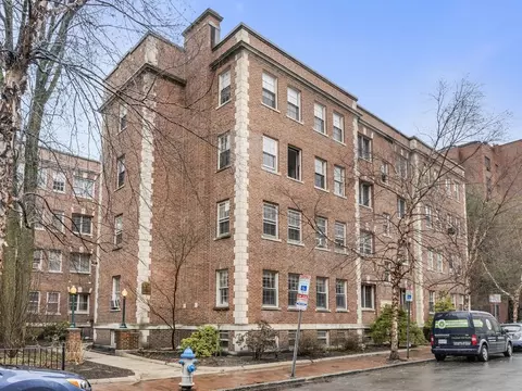 21 Chauncy St #3B, Cambridge, MA 02138