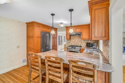 Kitchen - 106 Falcon St, Needham, MA 02492 photo 2 of 6