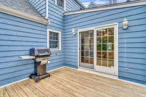 Exterior - 106 Falcon St, Needham, MA 02492 photo 6 of 9