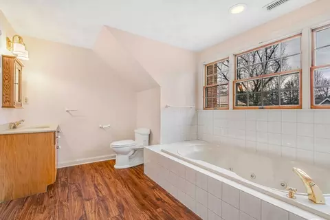 Bath - 106 Falcon St, Needham, MA 02492 photo 3 of 3
