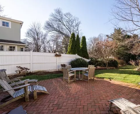 Exterior - 347 Manning St, Needham, MA 02492 photo 8 of 11
