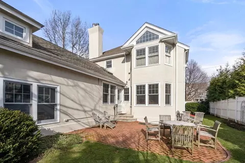 Exterior - 347 Manning St, Needham, MA 02492 photo 5 of 11
