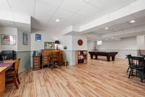 Living - 347 Manning St, Needham, MA 02492 photo 6 of 8