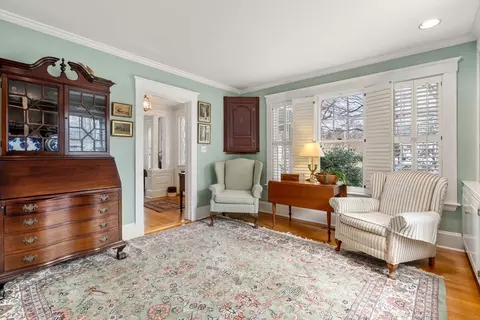 Living - 347 Manning St, Needham, MA 02492 photo 3 of 8