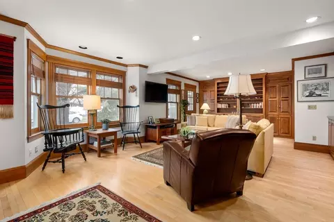 Living - 347 Manning St, Needham, MA 02492 photo 4 of 8