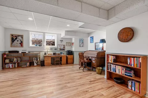 Living - 347 Manning St, Needham, MA 02492 photo 7 of 8