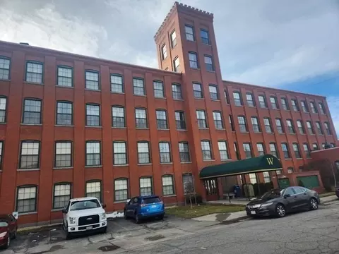 54 Green St #204, Leominster, MA 01453