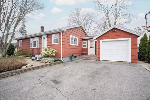 14 Butler St, Taunton, MA 02780