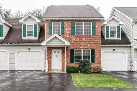 36 Ironwood Ln #36, Tewksbury, MA 01876