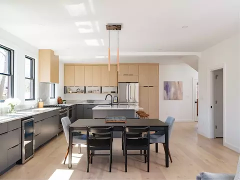 Dining - 123 Nokomis Rd, Hingham, MA 02043 photo 1 of 2