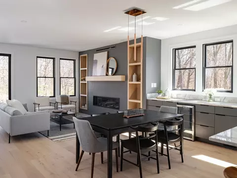 Dining - 123 Nokomis Rd, Hingham, MA 02043 photo 2 of 2