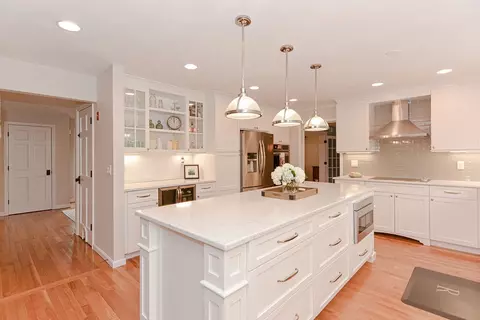 Kitchen - 24 Independence Dr, Walpole, MA 02081 photo 2 of 5