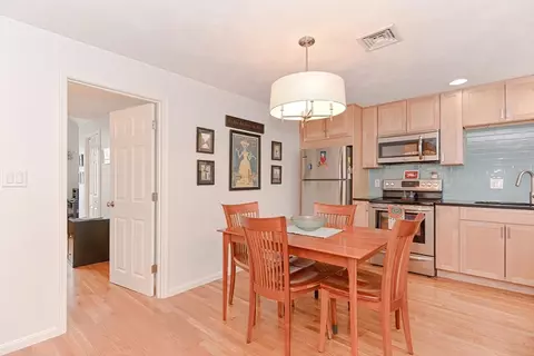 Dining - 24 Independence Dr, Walpole, MA 02081 photo 5 of 6