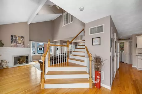 Entry Way - 18 Carnation Cir #C, Reading, MA 01867 photo 1 of 1