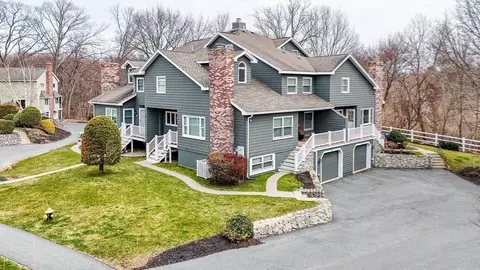 Exterior - 18 Carnation Cir #C, Reading, MA 01867 photo 7 of 8