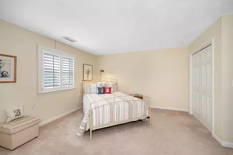 Bedroom - 18 Carnation Cir #C, Reading, MA 01867 photo 4 of 7
