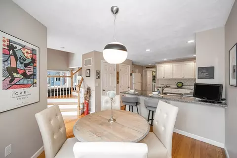 Dining - 18 Carnation Cir #C, Reading, MA 01867 photo 3 of 4