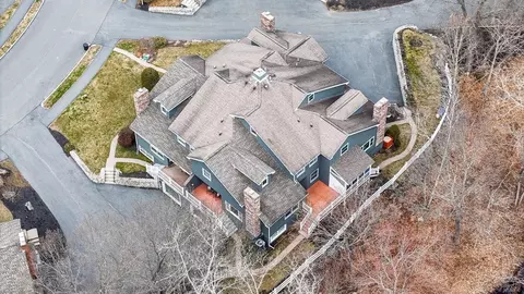 View/Area - 18 Carnation Cir #C, Reading, MA 01867 photo 2 of 3